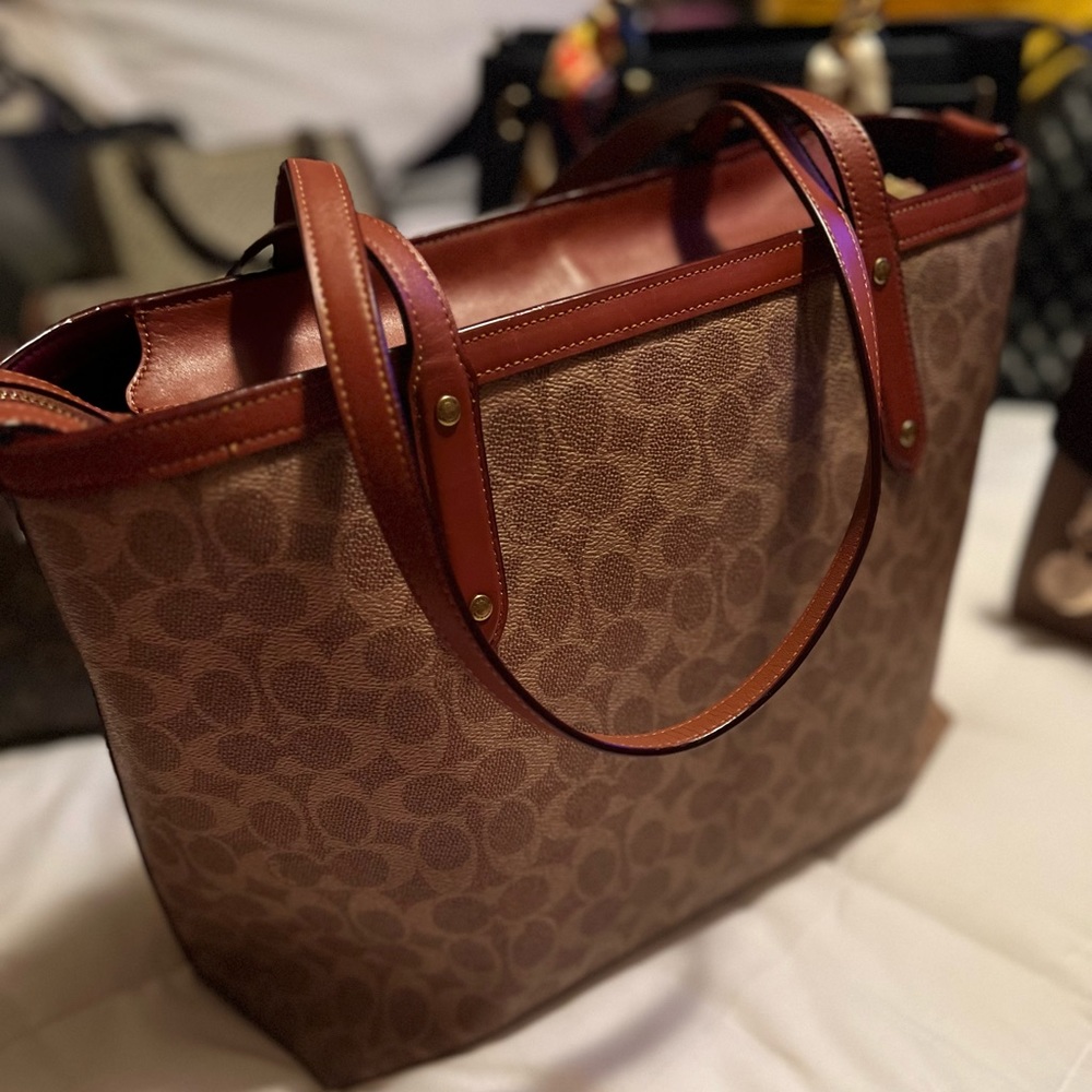 Coach Brown and Tan Tote Bag - Picture 1 of 12